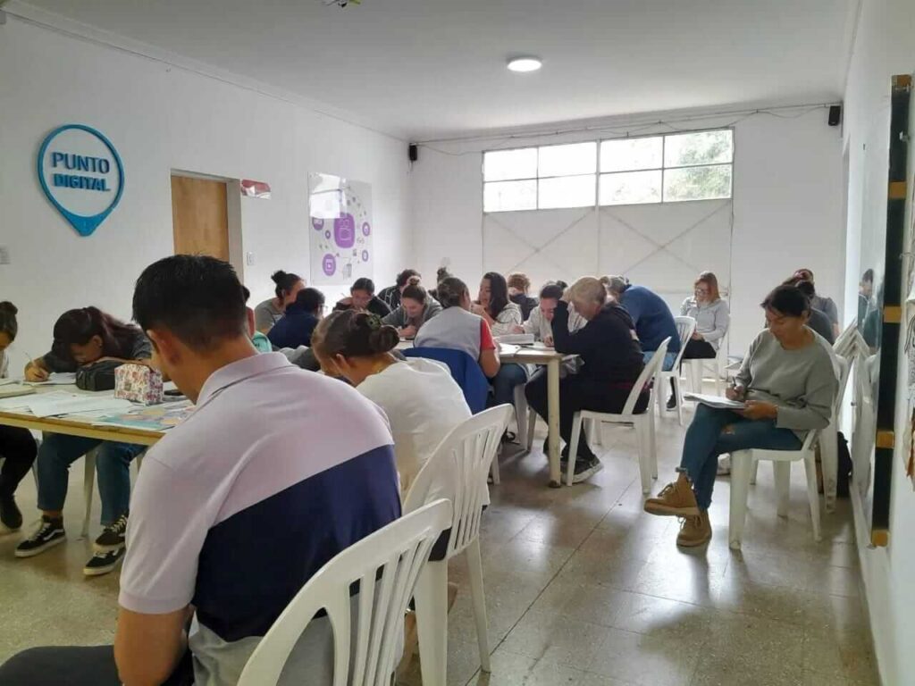 Exitoso curso de manipulación de alimentos en San Agustín