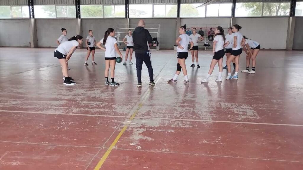 San Agustín fue anfitrión de la asociación santafesina de handball