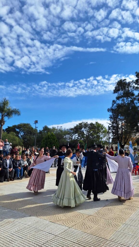 📷Compartimos algunas imágenes de este maravilloso festejo patrio. 🇦🇷♥️