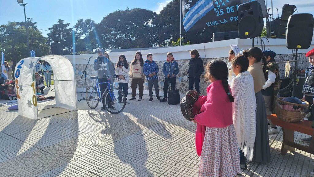 📷Compartimos algunas imágenes de este maravilloso festejo patrio. 🇦🇷♥️