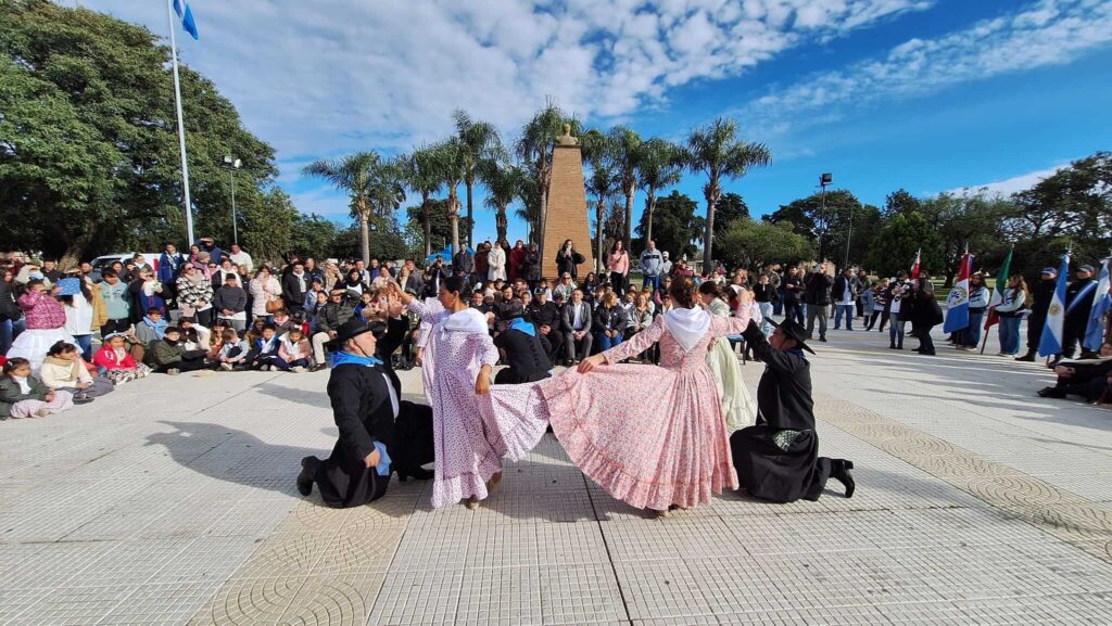 📷Compartimos algunas imágenes de este maravilloso festejo patrio. 🇦🇷♥️