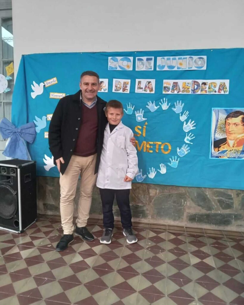 Jura a la Bandera en la Escuela Domingo Faustino Sarmiento Nº353