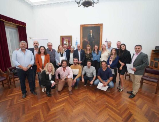 Encuentro productivo con la ministra de cultura