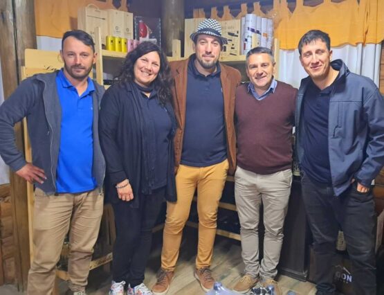 Apoyando los emprendimientos locales: "jad distribuidor" abrió sus puertas en san agustín