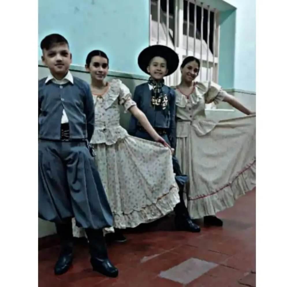 Escuela Comunal de Danzas Folclóricas San Agustín participó por primera ves en competencia en el 11° Festival Competitivo Ballet La Greda