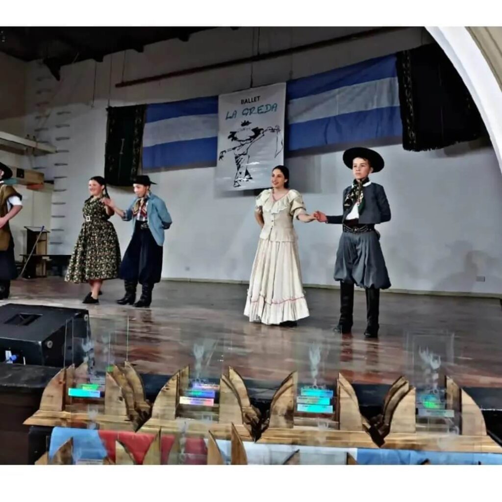 Escuela Comunal de Danzas Folclóricas San Agustín participó por primera ves en competencia en el 11° Festival Competitivo Ballet La Greda