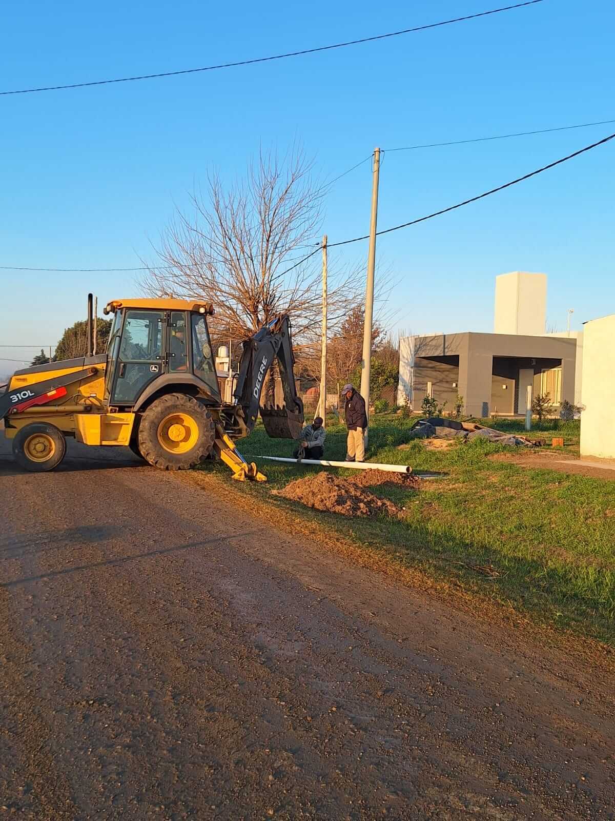 Avanza la obra de alumbrado público