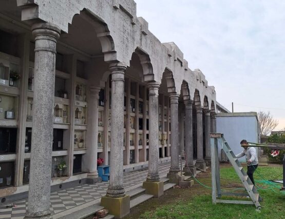 INICIO DE TAREAS DE LIMPIEZA EN LA GALERÍA NORTE DEL CEMENTERIO