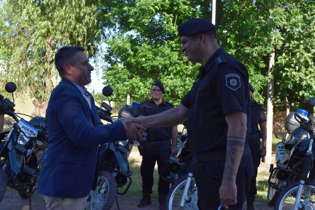 San Agustín, sede del acto de entrega de nuevas unidades policiales para el dto. las colonias