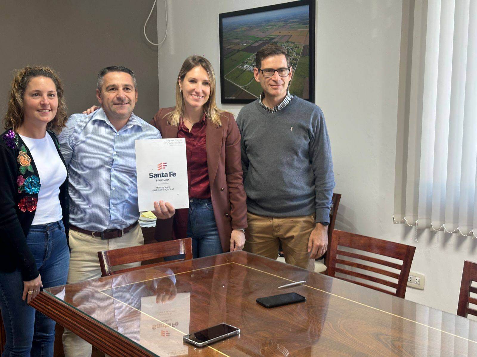 Firmamos el plan “vínculos” para mejorar la seguridad local